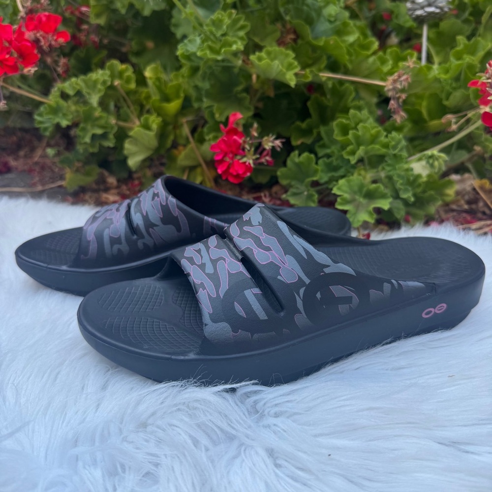 OOFOS OOahh Sport Camo Recovery Sandals
